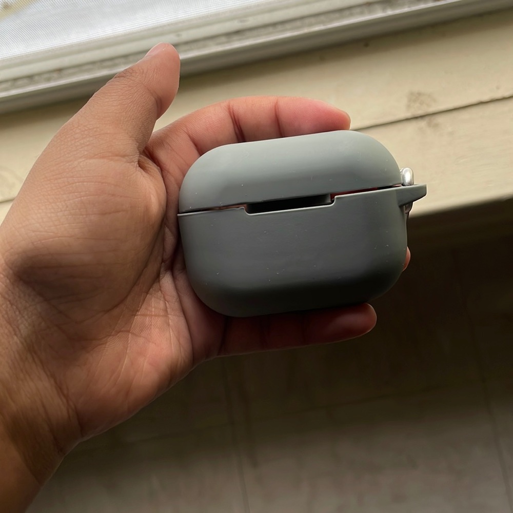 AirPods Pro case
